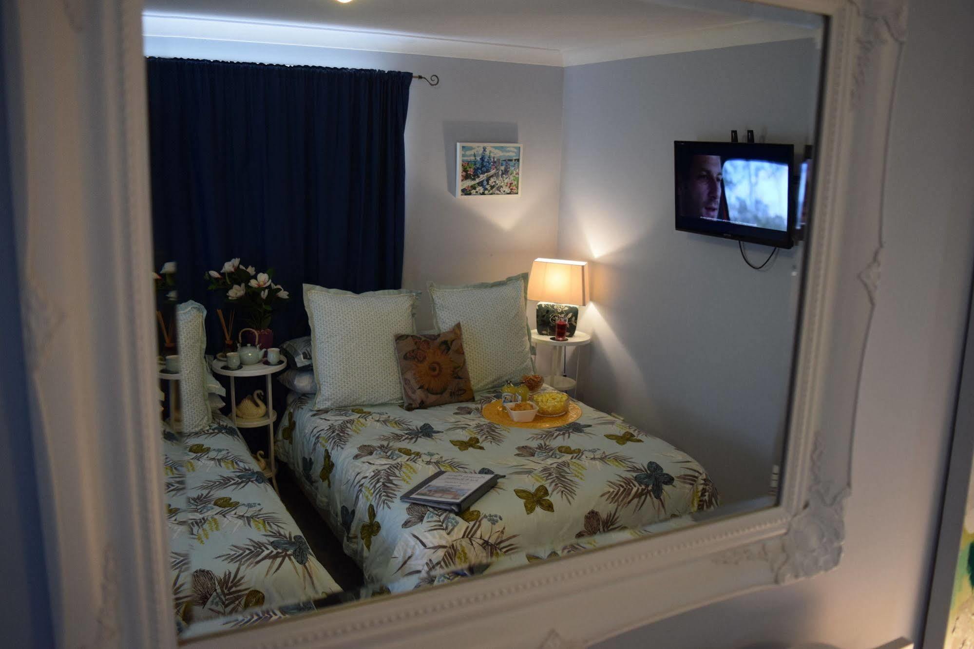 Cutmore Cottages - Meurants Manor Stanhope Gardens ภายนอก รูปภาพ